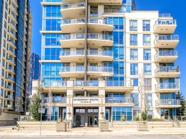 Bright corner unit with broken view Available Sep 1st/2026