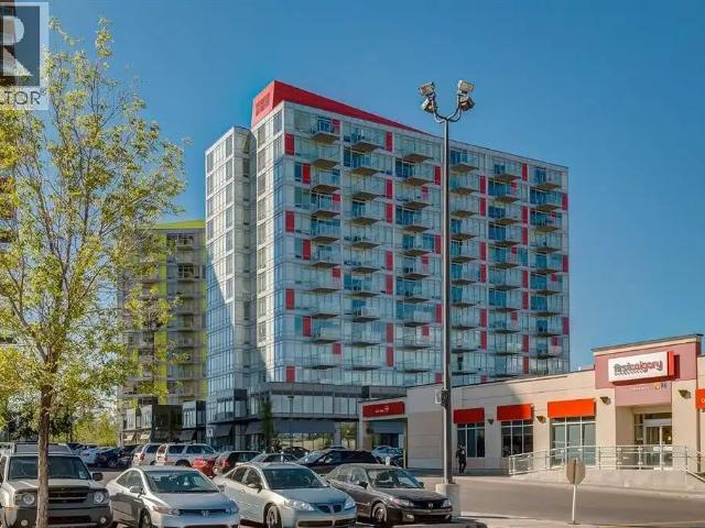 Bright Corner 2 Bedroom Condo in University City!