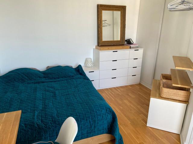 Bright & Calm 42m² Parisian Retreat, Paris Amsterdam Apartments for Rent