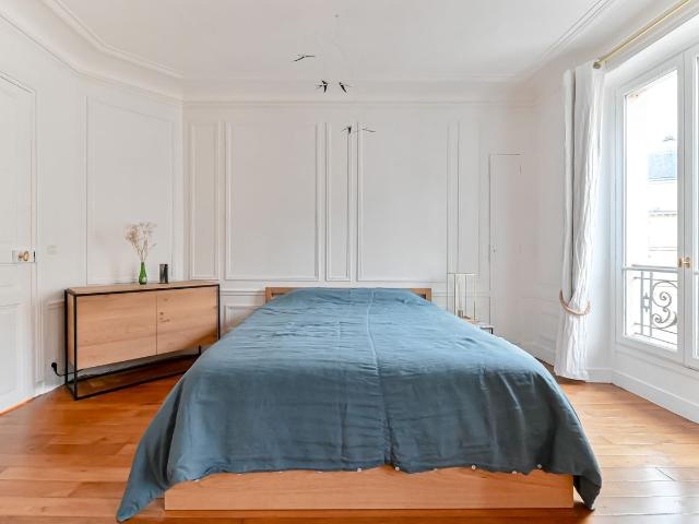 Bright & Charming Open Floor Apartment Mouffetard/Jardin des Plantes, Paris Amsterdam Apartments for Rent