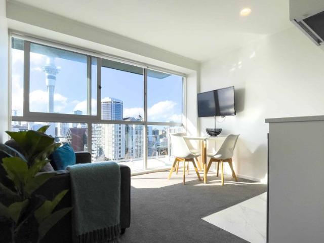 Bright City Living at Stanford Apartments
