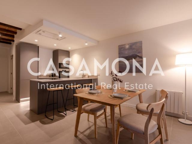 Bright And Modern 2 Bedroom Apartment With Authentic Catalan Features