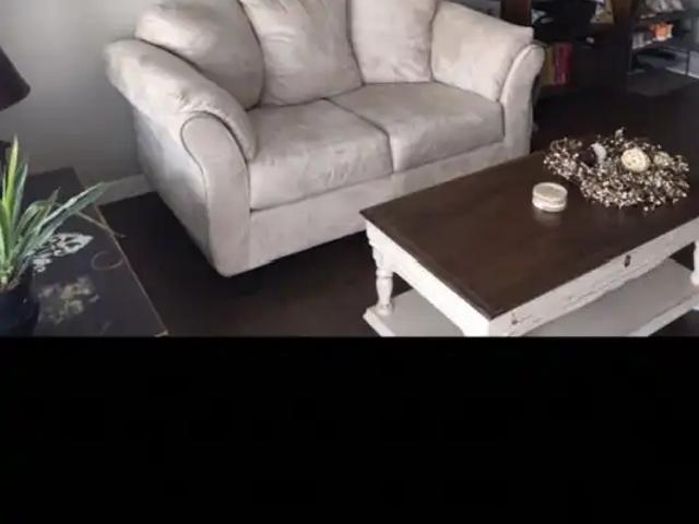 Bright and Cozy 1 Bedroom and Bath in Basement Walkout with Mountain Views
