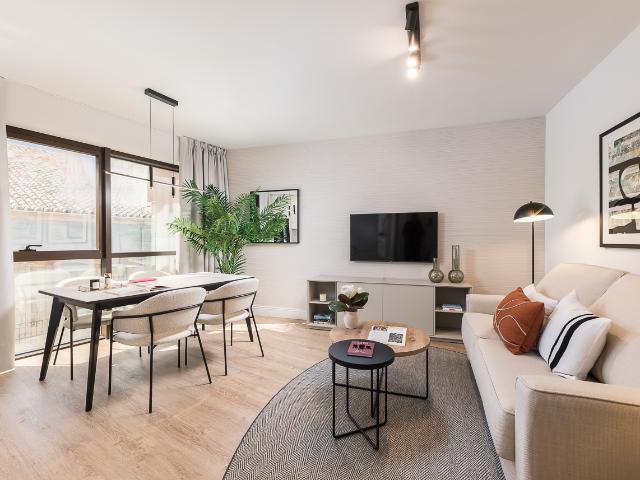 Bright and Elegant Apartment in the Historic Center