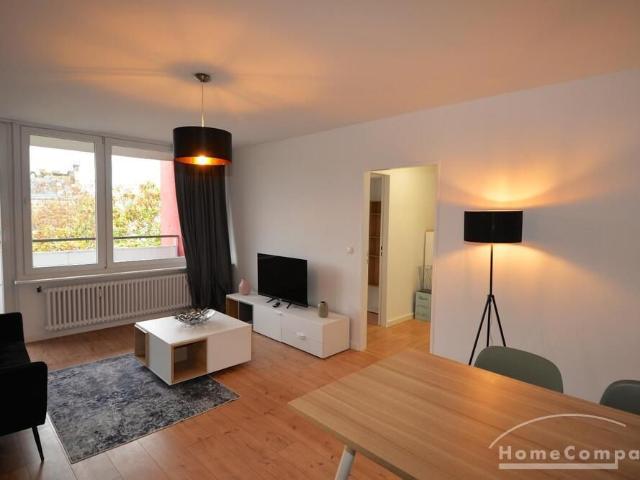 Bright and furnished apartment in Moabit
