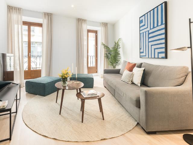 Bright apartment in Trafalgar