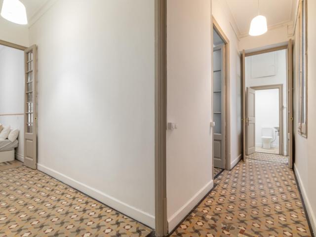 Bright double bedroom in Barri Gotic