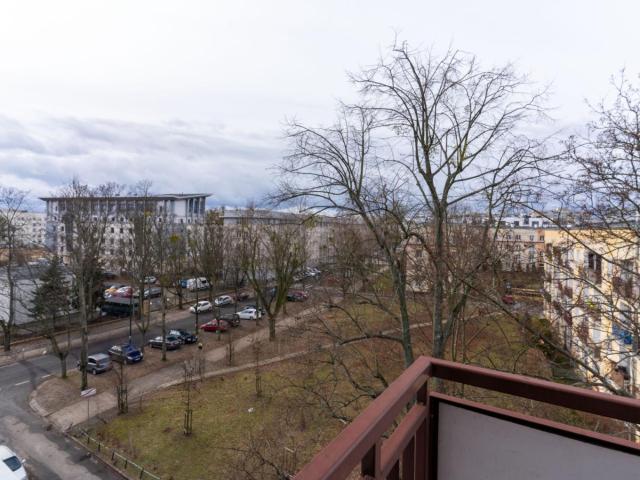Bright double bedroom near Park Moczydło