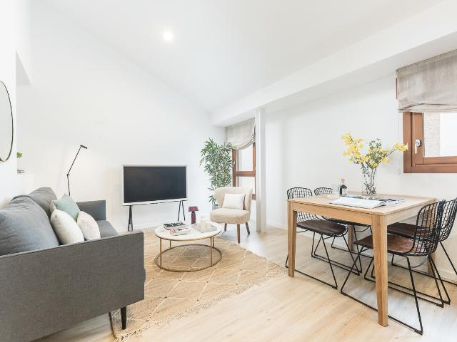 Bright Duplex in Trafalgar