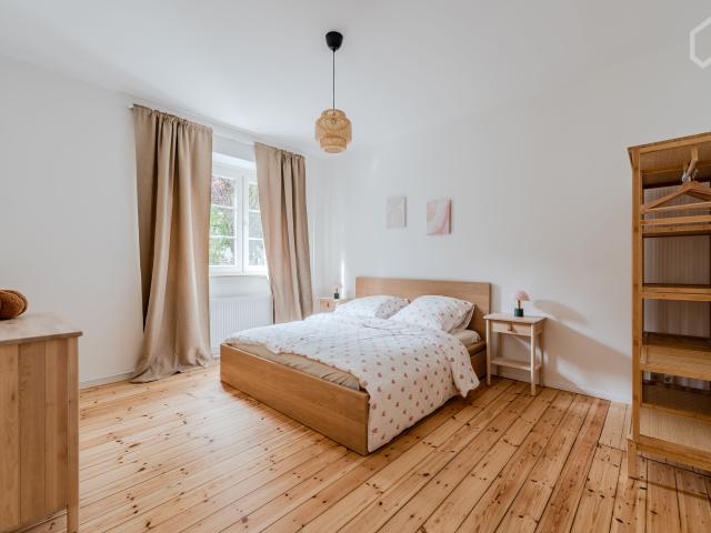 Bright family apartment in a quiet neighborhood in Berlin Charlottenburg