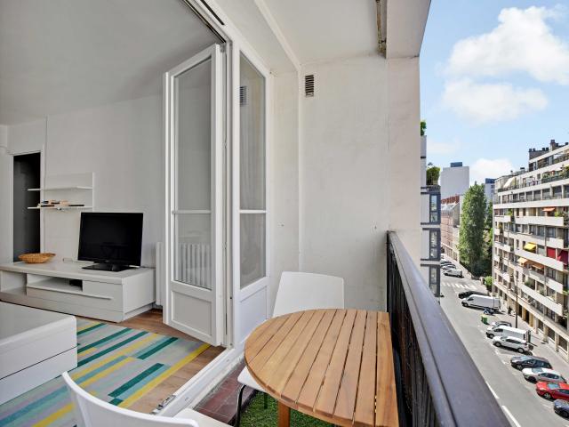 Bright flat 1BR/4P Javel