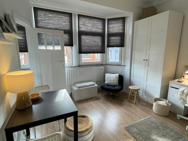 Bright, fully equipped studio near ULB