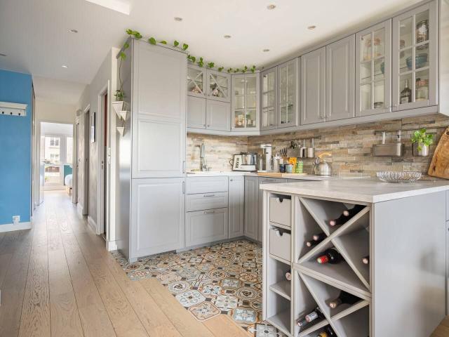 Bright furnished appartment Paris 18