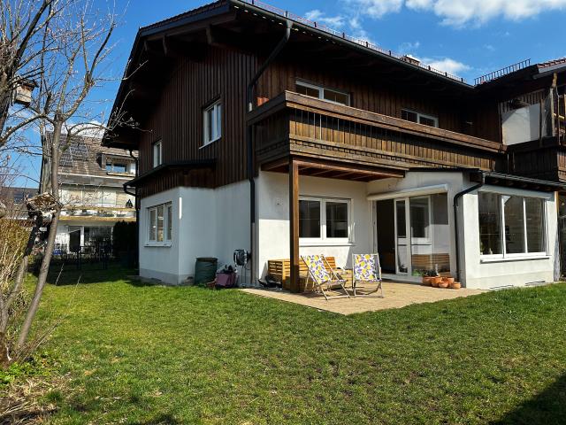 Bright, furnished semi detached house with garden in Trudering – available from July to March fixed term