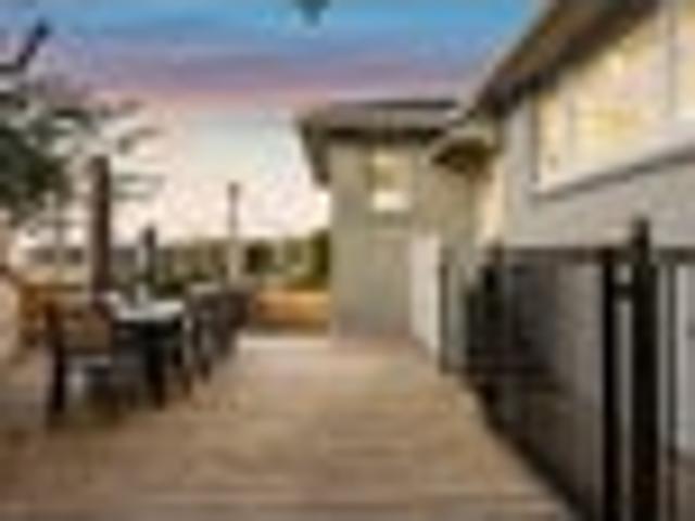 Bright, Modern, and Move in ready