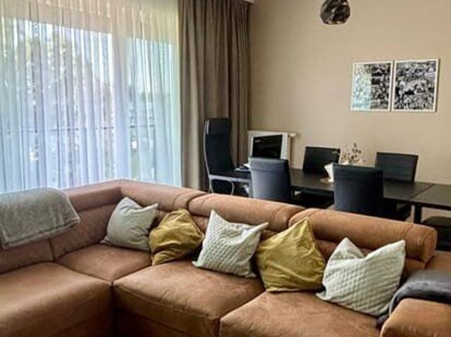 Bright&Modern 1 Bedroom Appt:Garage & Storage Room