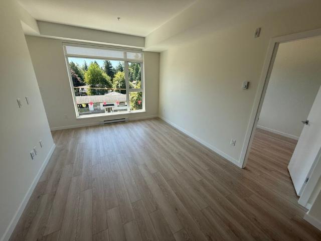 Bright & Modern 2 Bed Condo