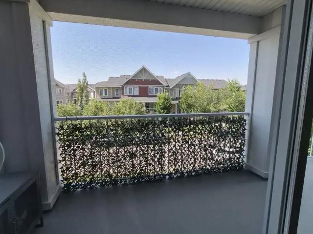 Bright & Modern 2 Bedroom Condo in Auburn Bay – Heated Underground Parking & Sto