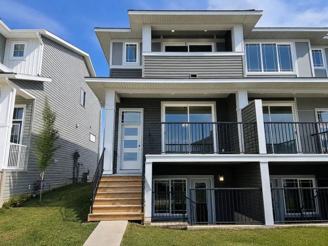 Bright Modern 3 bedroom Main Floor in Rockland