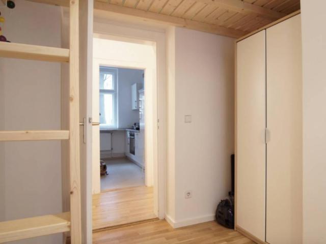 Bright single bedroom in Friedrichshain