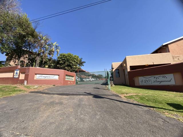 Bright & Spacious 2 Bedroom Apartment in Ferndale