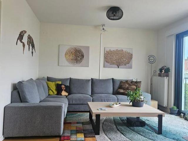 Bright & spacious 2 bedroom appartement