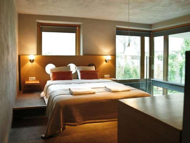 Bright studio apartment for rent in Stare Miasto, Krakow