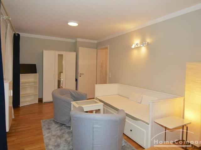 Bright Studio Flat in Potsdam, Furnished