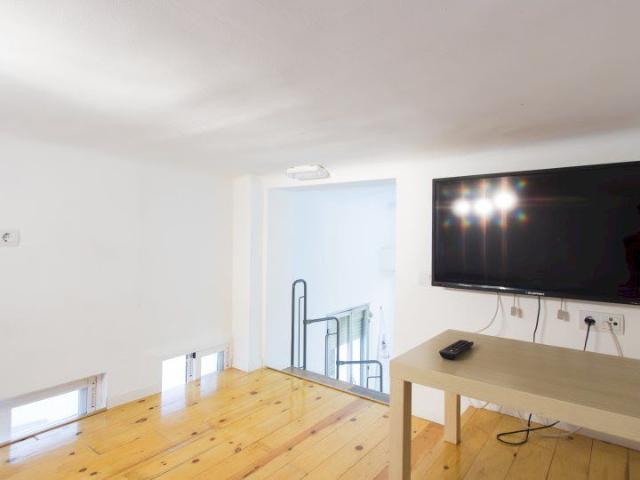 Bright room in the centre of Madrid
