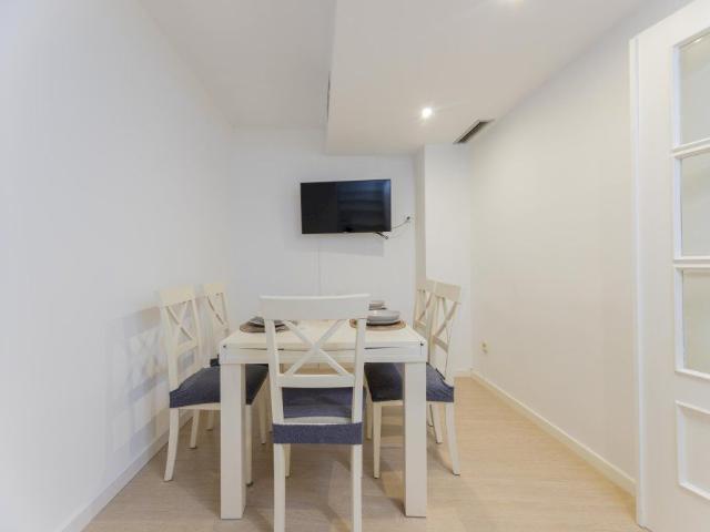 Bright room in Valencia