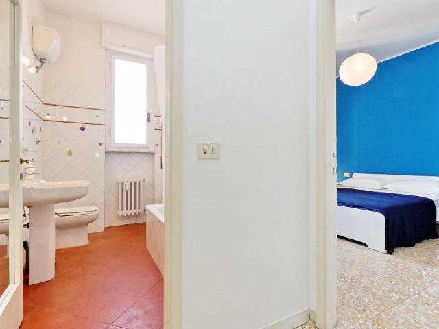 Bright room in Via Bellini