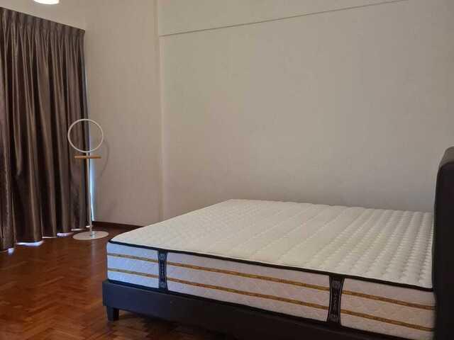 Bright room Orchard MRT.