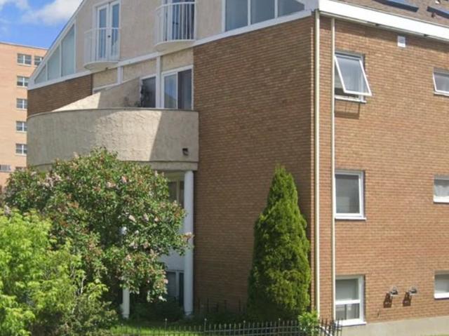BRIGHT Updated Studio Apartment in Beautiful Mission Area! Studio Apartment for Rent at 205, 2404 2 Street Southwest, Calgary, AB T2S 1T1 Mission