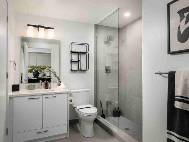 Brightstone 1 Bedroom Apartment for Rent at 6570 Glen Erin Dr, Mississauga, ON L5N 0H4 Meadowvale
