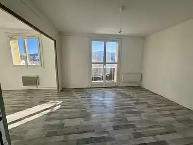 Brignoles 83170 Achat / Vente appartement 4 pièces t4