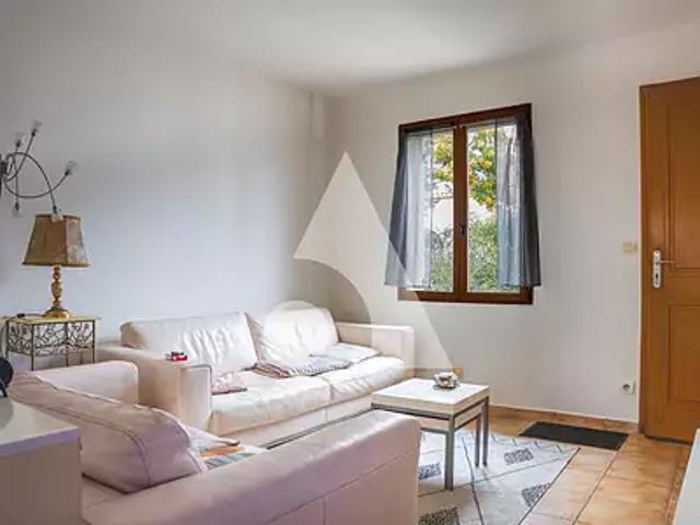 Brignoles 83170 Achat / Vente maison 4 pièces t4 au dernier étage