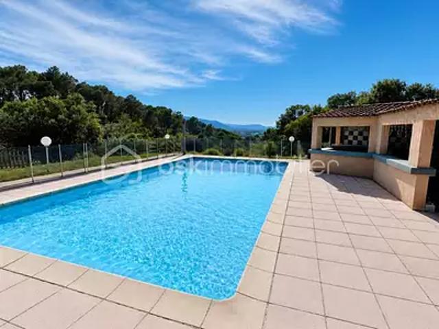 Brignoles 83170 Achat / Vente maison 5 pièces t5 piscine terrasse
