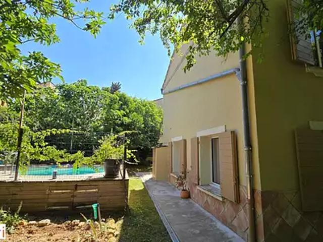 Brignoles 83170 Achat / Vente maison 6 pièces t6 piscine terrasse