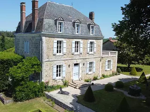 Brignac la Plaine 19310 Achat / Vente maison 8 pièces t8