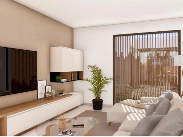 Brillante villa de 2 dormitorios y 2 1/2 baños con piscina privada en un magnífico campo de golf de
