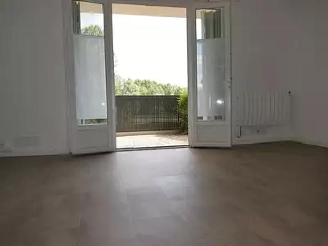 Briollay 49125 Location appartement 1 pièce t1 au dernier étage