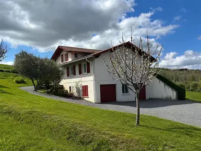 Briscous 64240 Achat / Vente maison 5 pièces t5 piscine jardin