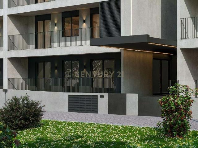 Brisa D´Avenida Residences | T2 NOVO | Varanda | 2 lugares de parqueamento | Fr. AAF
