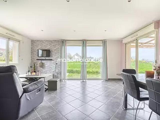 Brissac Loire Aubance 49320 Achat / Vente maison 7 pièces t7 terrasse parking