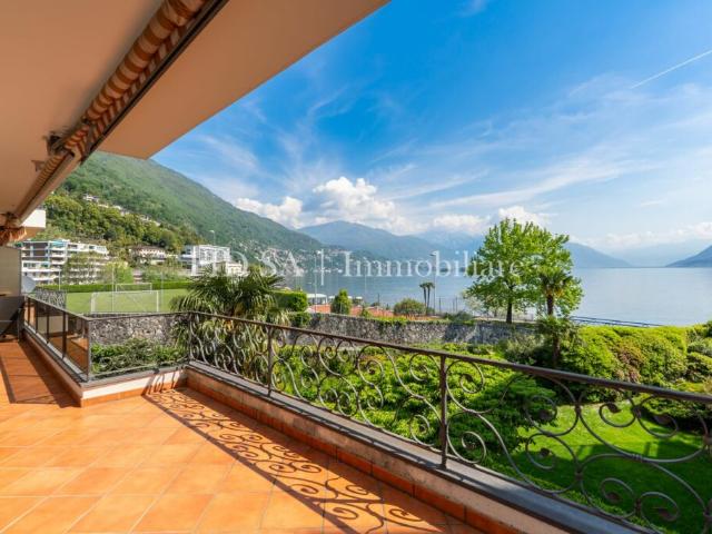 BRISSAGO Appartamento con vista lago e accesso privato al lago
