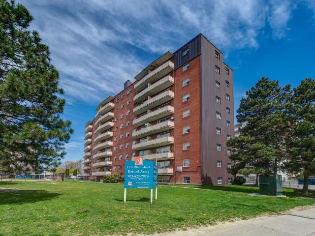 Bristol Arms Apartments 1 Bedroom Apartment for Rent at 1745 Bloor St, Mississauga, ON L4X 1S6 Applewood