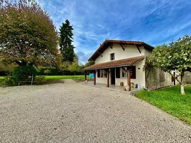 Brux 86510 Achat / Vente maison 3 pièces t3 jardin