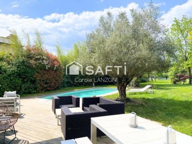 Bruz Golf Cissé, maison 220m2 6 ch 2300m2 terrain