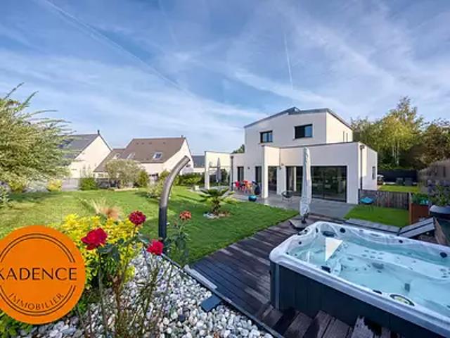 Bruz 35170 Achat / Vente maison 6 pièces t6 au dernier étage piscine