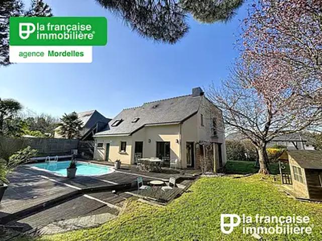Bruz 35170 Achat / Vente maison 7 pièces t7 piscine terrasse